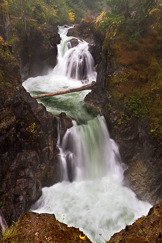 photo of little qualicum falls in little qualicum falls provincial park near nanaimo british columbia